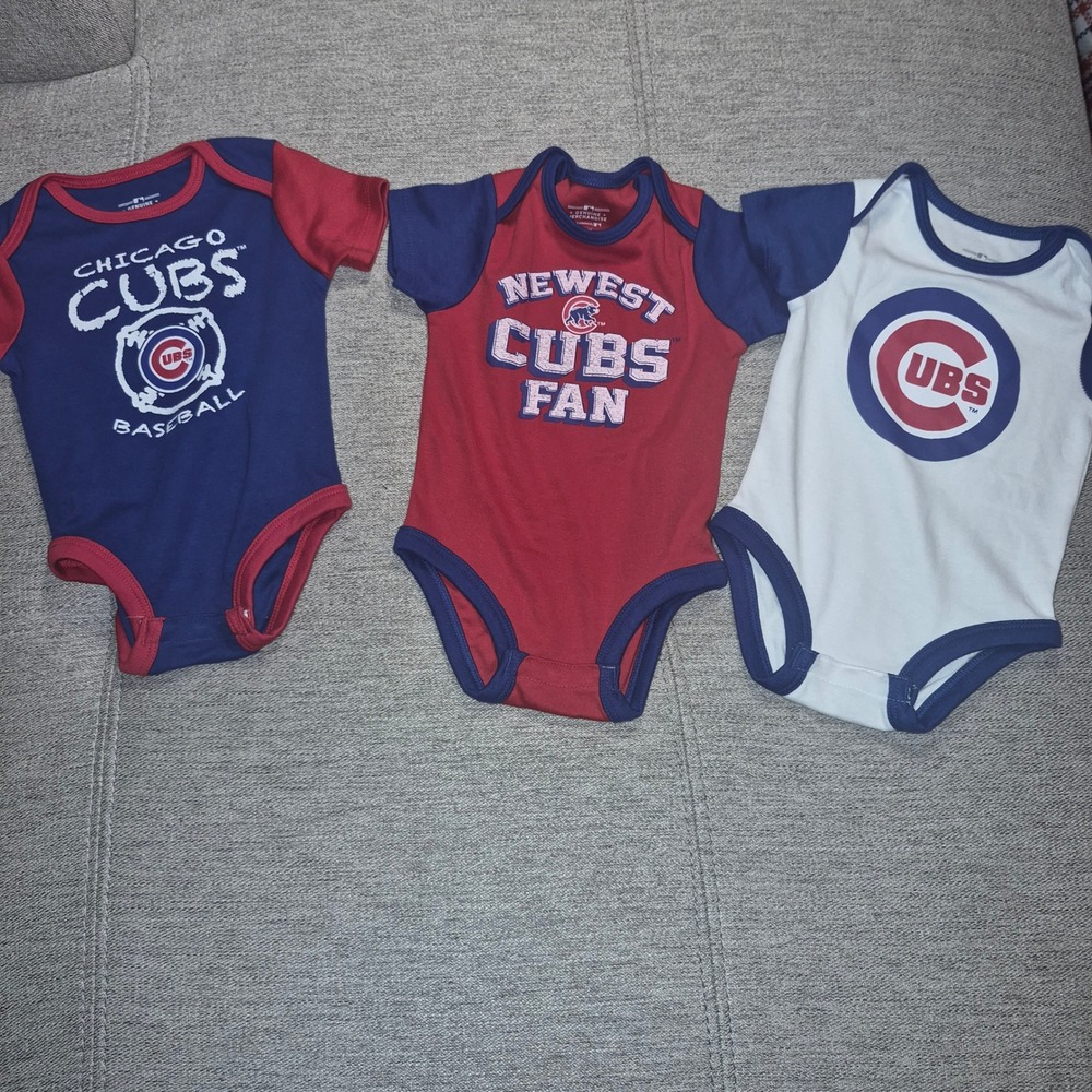 Lot of 3 Chicago Cubs MLB Baby Bodysuits Short Sleeve Baseball 3/6 months
